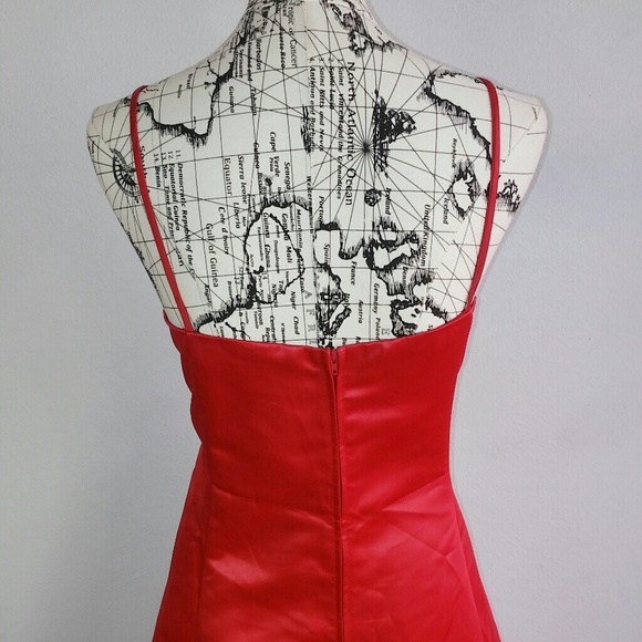 Sally USA Red Ball Gown Peep Floral Beading 3XL - Picture 4 of 8